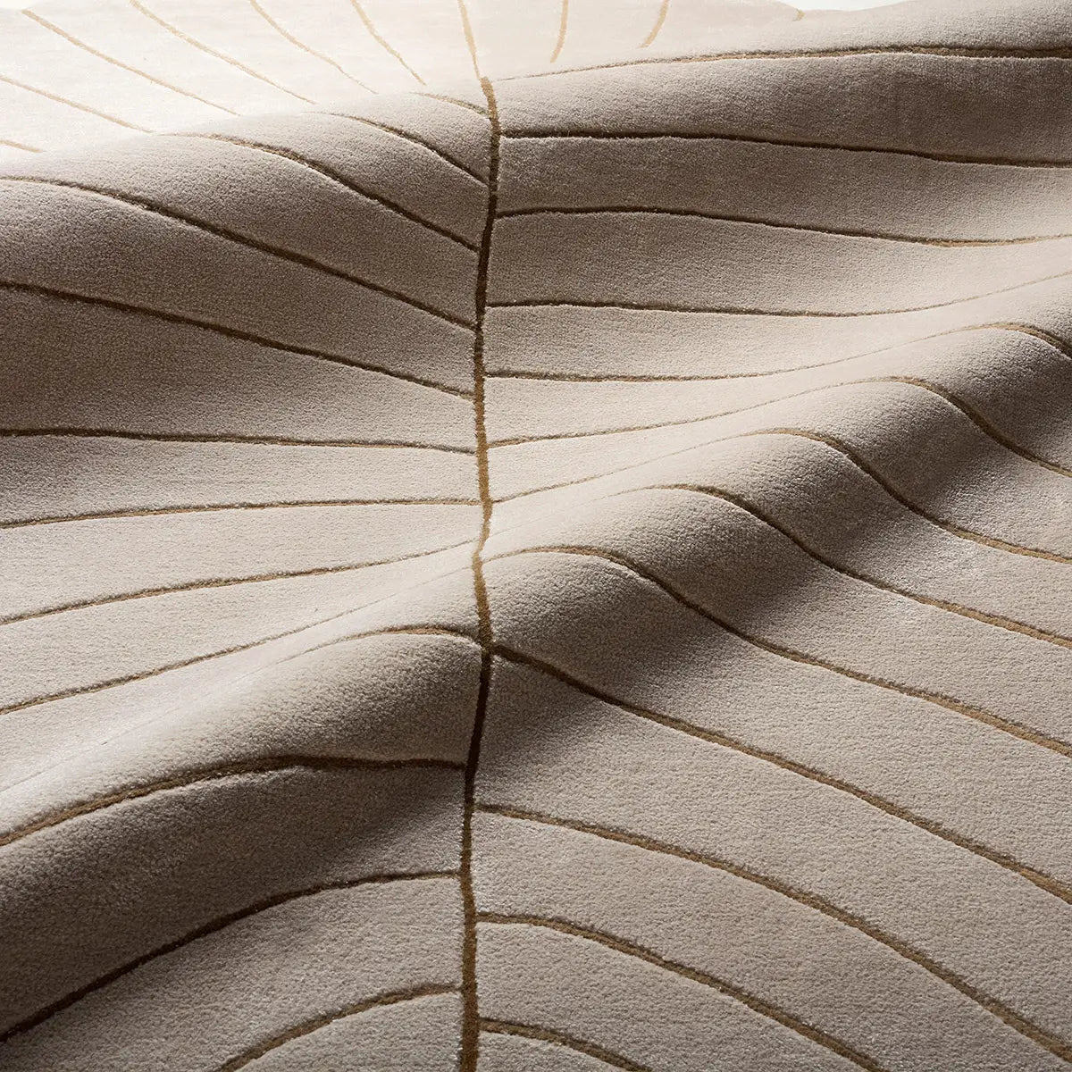 IR Beige Leaf